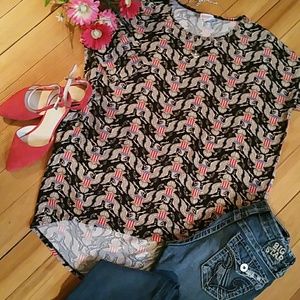 Sale! {LULAROE} T SHIRT